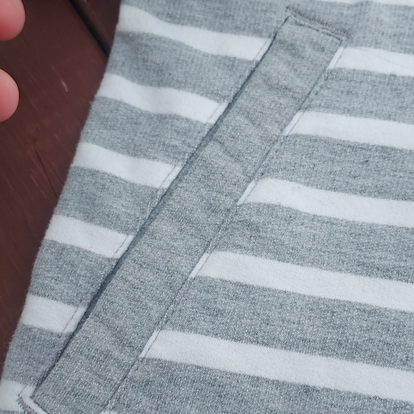 Women's Cottonwood Cayon Striped Zip-up Top - Picture 4 of 4